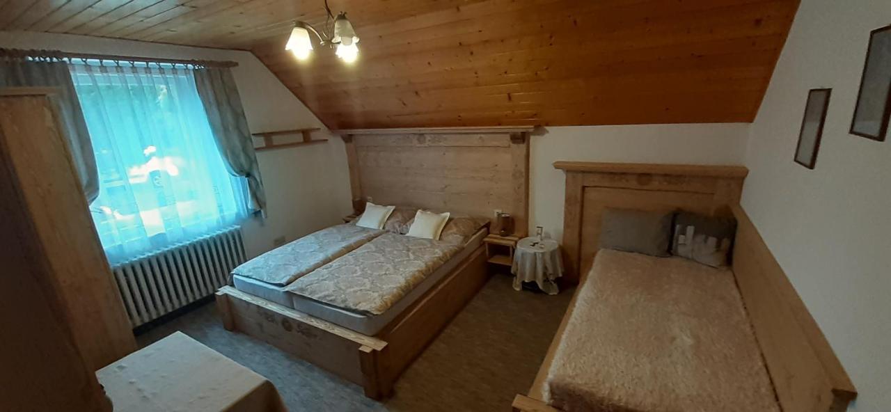 Apartman Astra V Zdiari Exteriör bild