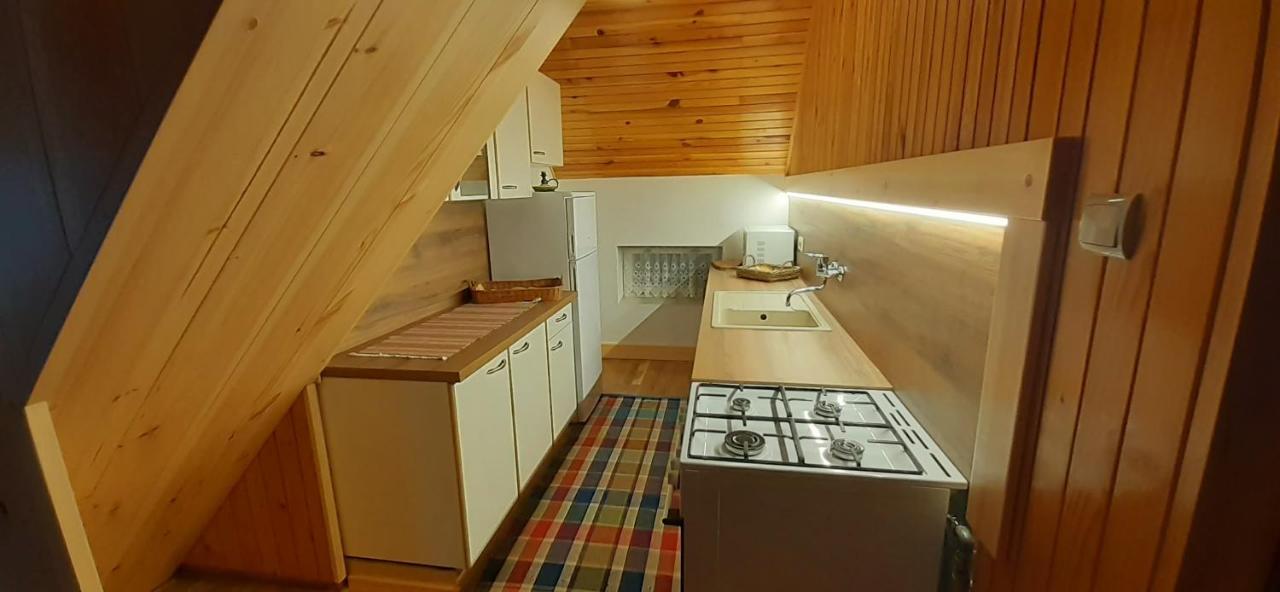 Apartman Astra V Zdiari Exteriör bild