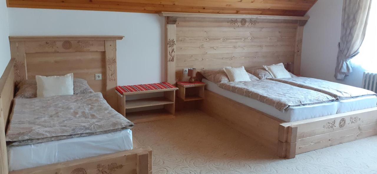 Apartman Astra V Zdiari Exteriör bild