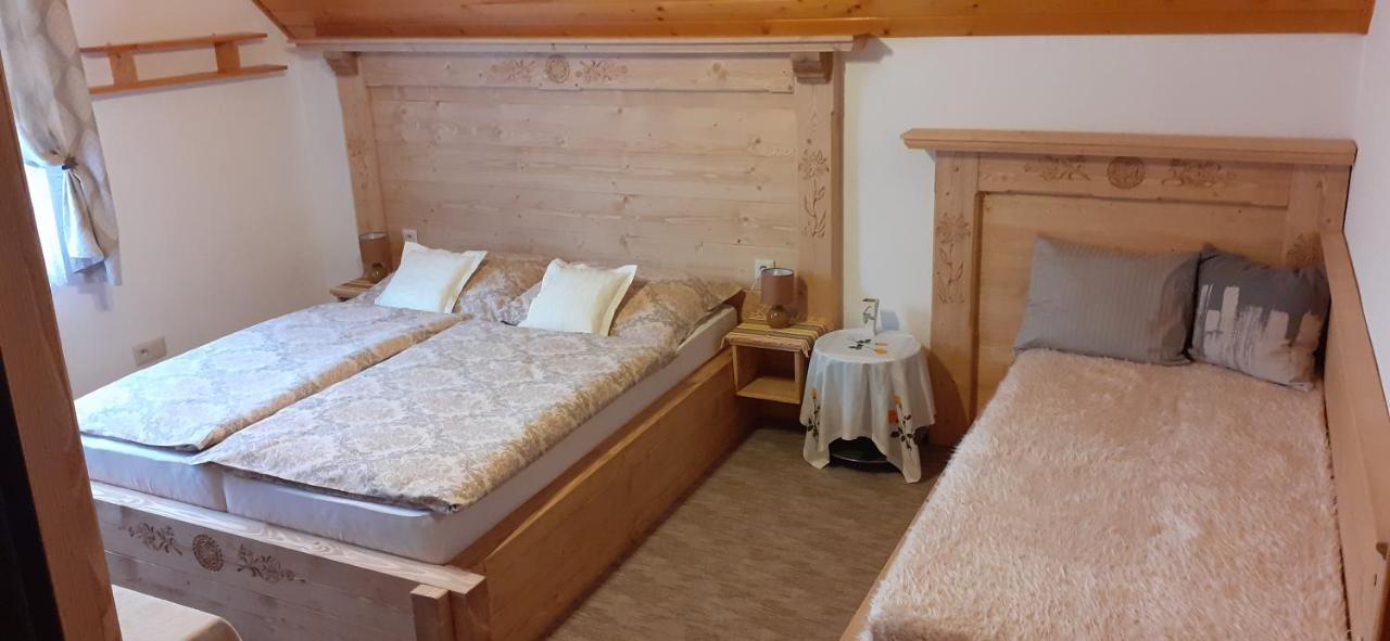 Apartman Astra V Zdiari Exteriör bild