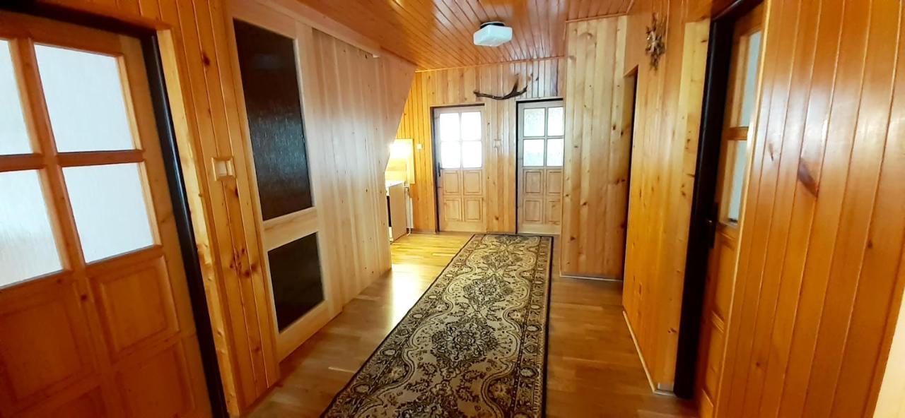 Apartman Astra V Zdiari Exteriör bild