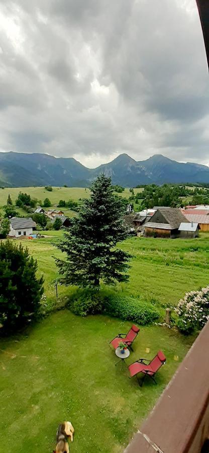 Apartman Astra V Zdiari Exteriör bild