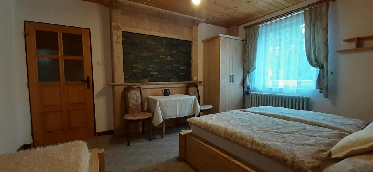 Apartman Astra V Zdiari Exteriör bild